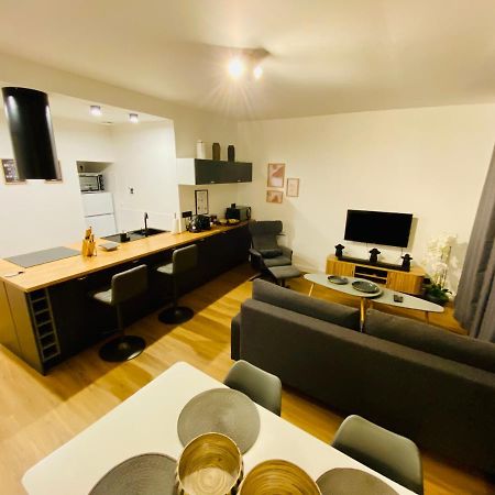 50M2 Flat In Heart Of Orleans - Canal Foot & Bein Luaran gambar