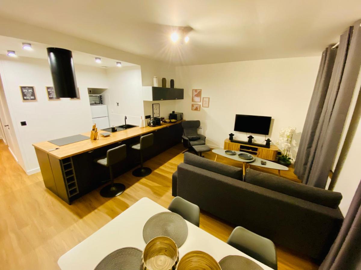 50M2 Flat In Heart Of Orleans - Canal Foot & Bein Luaran gambar