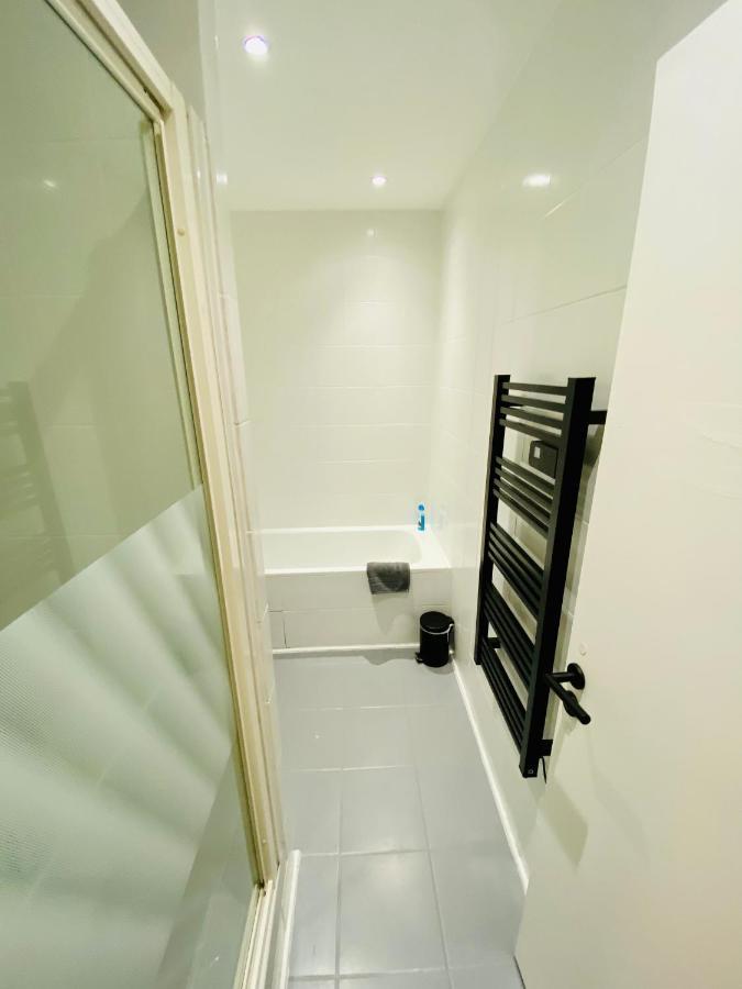 50M2 Flat In Heart Of Orleans - Canal Foot & Bein Luaran gambar